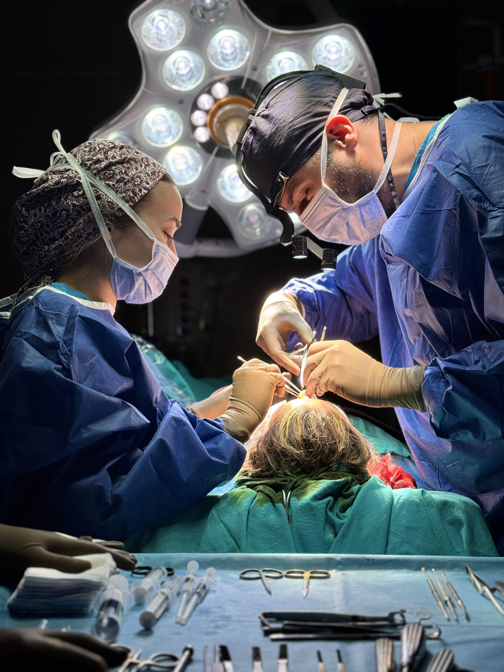 Op. Dr. Burkay Akduman - In operation - 1